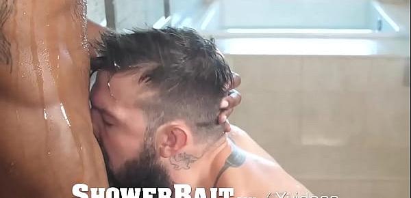  ShowerBait Wet Soaked Hunks Fuck Compilation